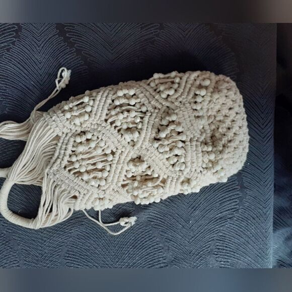 Zara Woven Macrame Bucket Bag - Picture 3 of 14